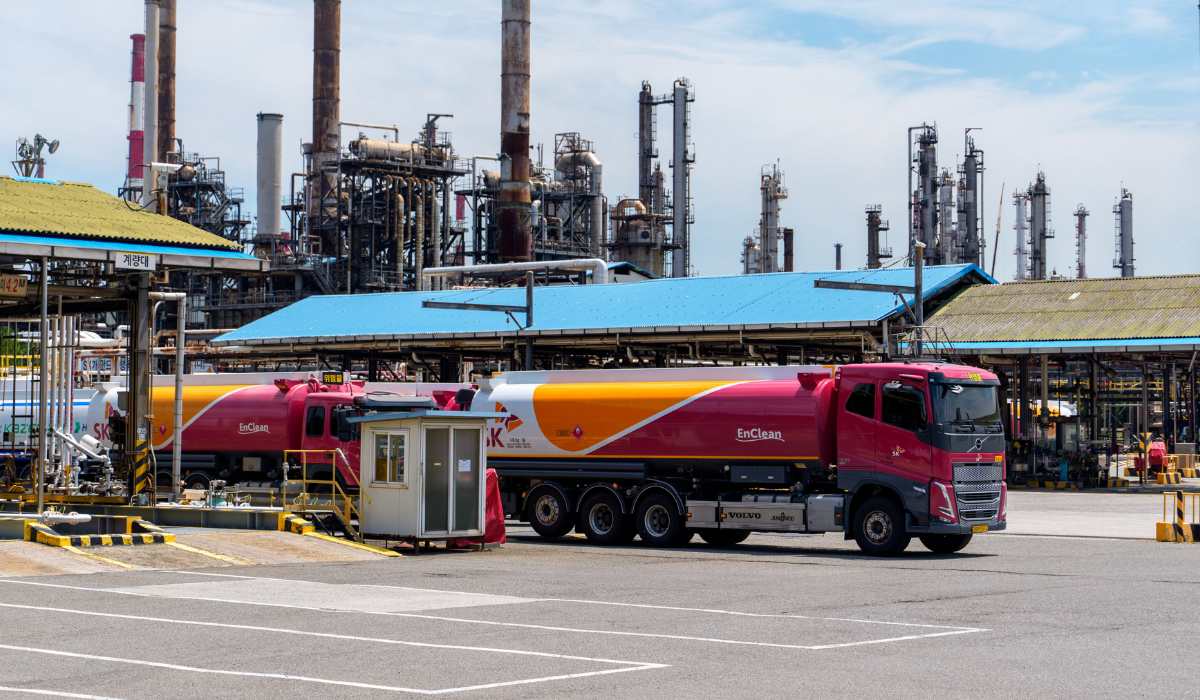 Oil Prices Slide to Lowest Levels Since War Began